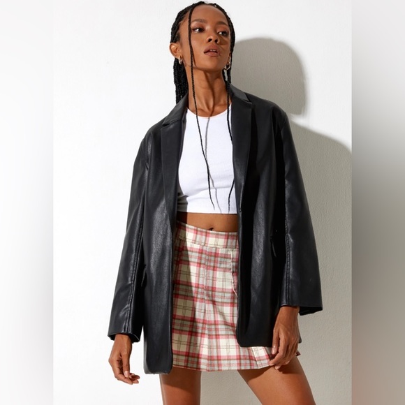 Mini Skirt Motel Rocks - Picture 4 of 5